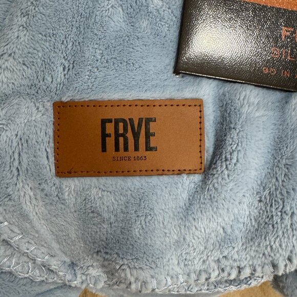 Frye Blue Silky Soft Queen / Full Blanket Fleece Plush 90 x 90 in. Leather Patch - Picture 8 of 9